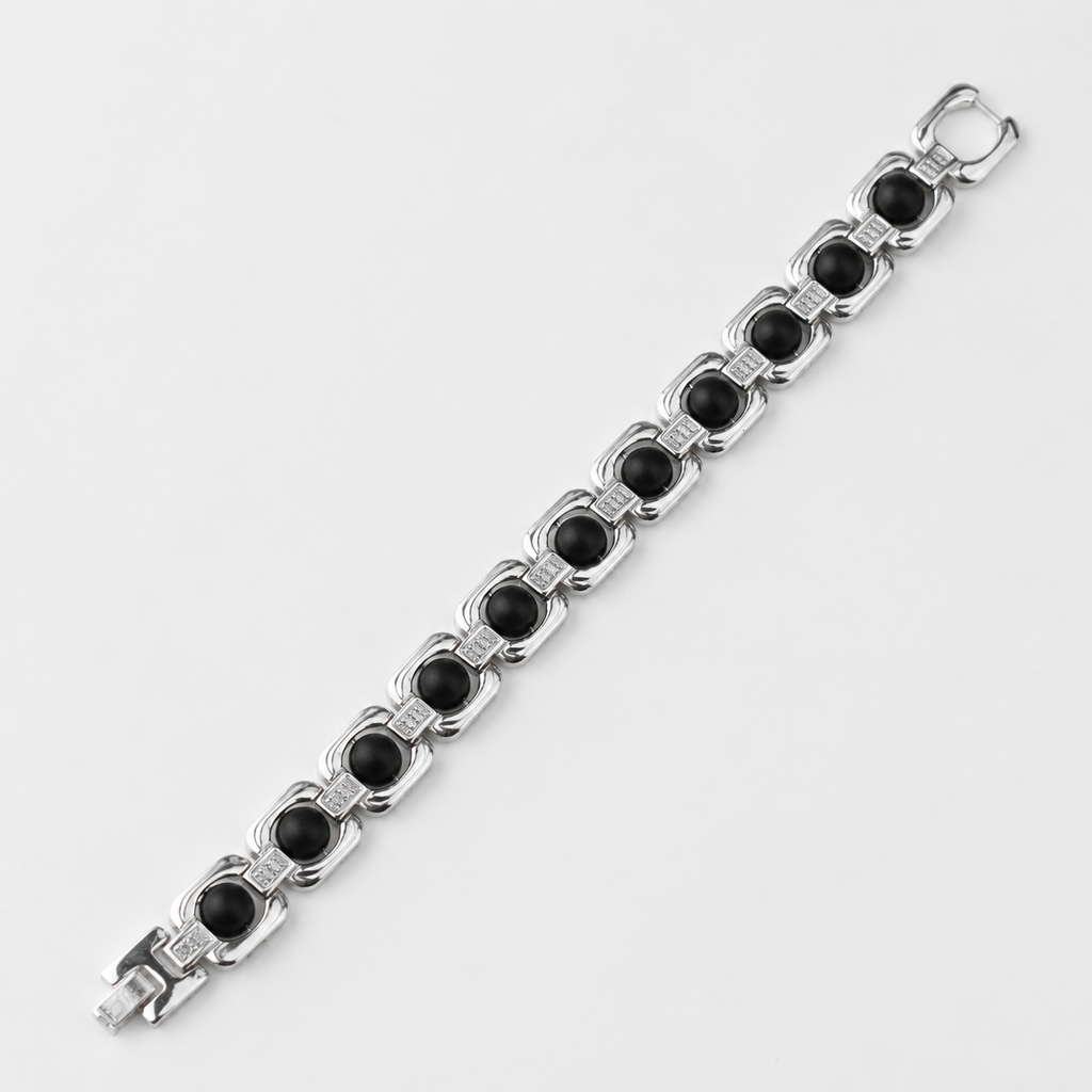 Metal Karungali Bracelet - Silver product display image